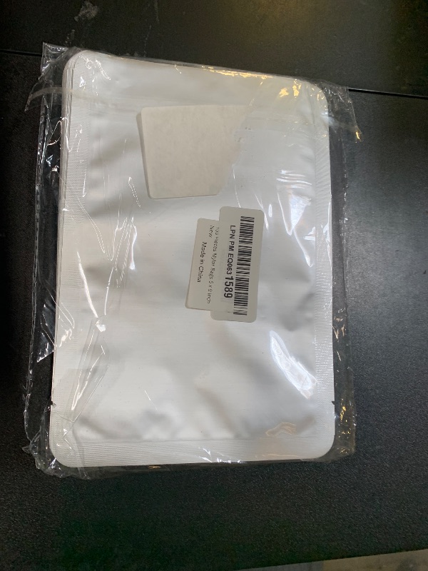 Photo 1 of 100 Pieces 1 Quart Mylar Bags 6 x 9 Inch, 5 Mil Mylar Bags for Food Storage Coffee Beans Dry Food, Thick Sealable Mylar Bag Medium Size