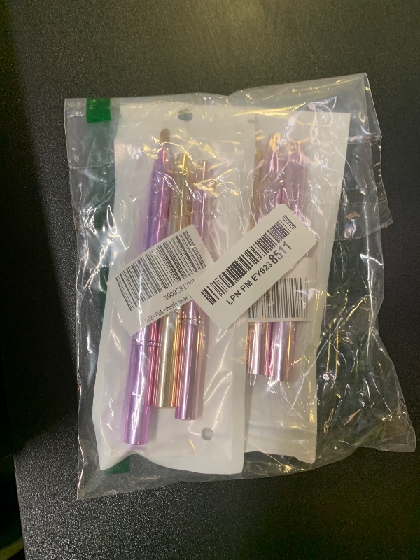 Photo 1 of Yoizyfree 3 Pack Retractable Lip Brush for Lipstick,Yoizyfree Retractable Lip Brushes Double-Ended Travel Lip Makeup Brush Set for Lipstick Lip Gloss Include Lid
