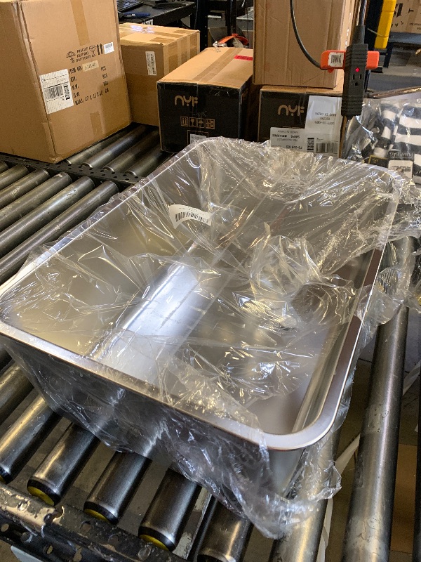Photo 1 of Large Stainless Steel Cat Litter Box, Metal Cat Litter Box, High Sided Litter Box, Easy to Clean, Odourless Suitable for Most Cats, 23.8(L) x15.9(W) x7.9 (H) Inches