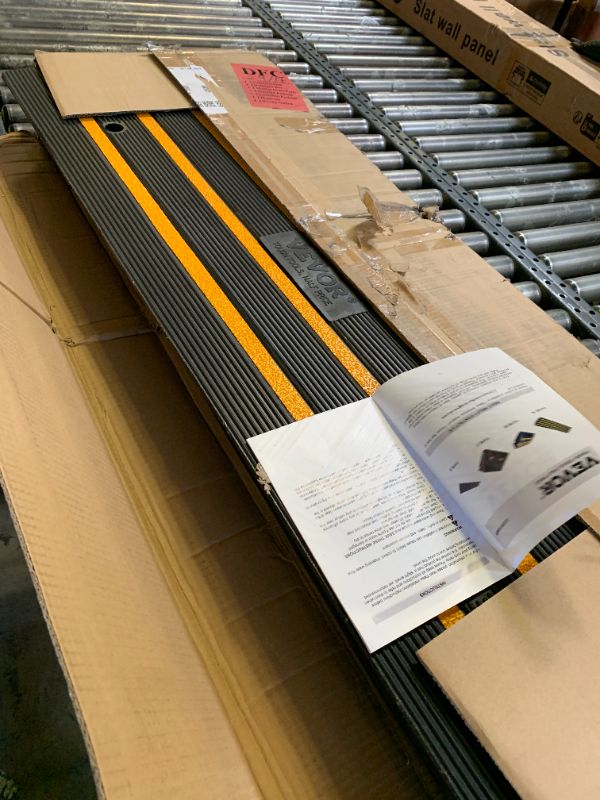 Photo 1 of VEVOR 2 Pack Rubber Curb Ramps for Driveway, Heavy Duty Car Ramp 2.5 Inch High 1-Channel Cord Cover Curbside Bridge Ramp with 8 Expansion Bolts for Loading Dock Garage Sidewalk
