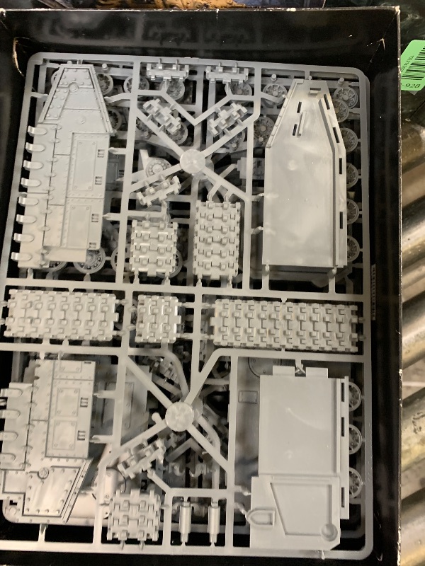 Photo 1 of Games Workshop Warhammer 40K: Astra Militarum - Baneblade