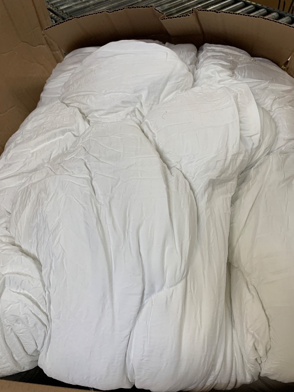 Photo 1 of Decroom 4 Inch Memory Foam Mattress Topper Queen Size, Filled with Breathable Memory Foam Pillow Topper, Soft Fluffy Supportive Bed Mattress Pad for Back Pain Relief, 80x60x4 Inch