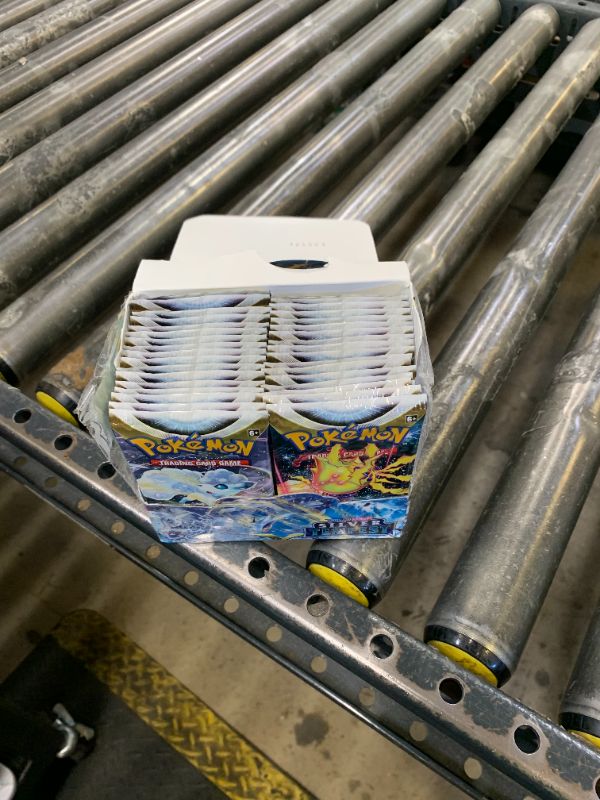 Photo 1 of Pokémon TCG: Sword & Shield Silver Tempest Booster Display Box