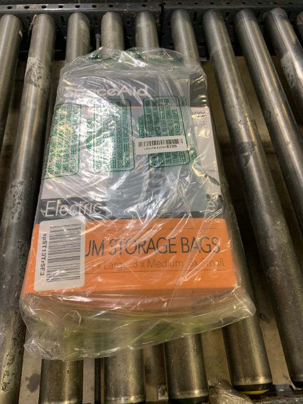 Photo 1 of SpaceAid 14 Pack Vacuum Storage