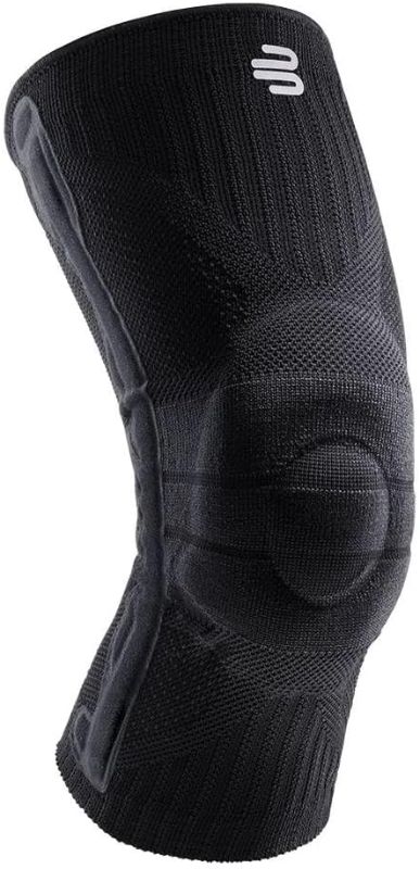 Photo 1 of 
Bauerfeind Sports Knee Support