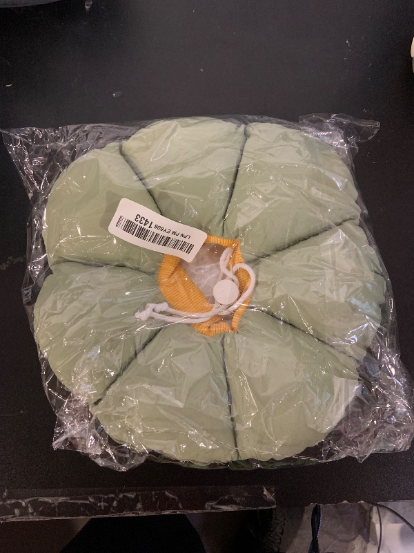 Photo 1 of Cat Cone Collar,Cute Waterproof Cat Recovery Collar,Anti-Bite Lick Wound Healing Safety Elizabethan e Collar for Cats,Green Flower All-Season Style