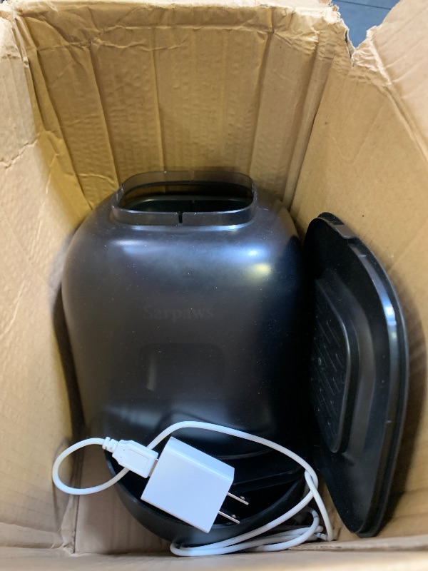 Photo 1 of Automatic Cat Feeder