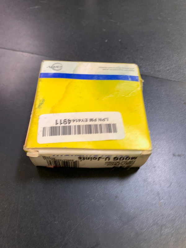 Photo 1 of MOOG Driveline 234 U-joint