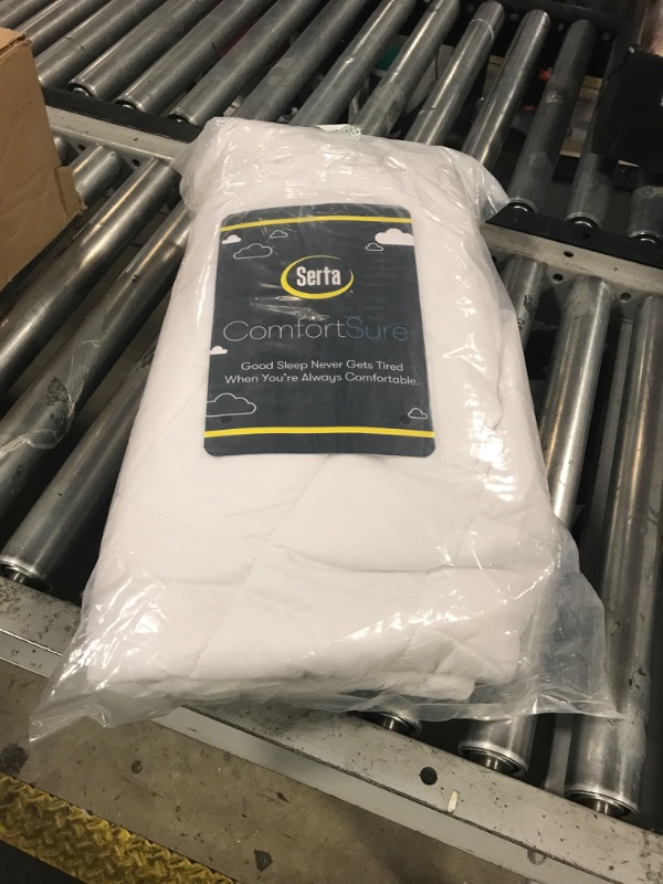 Photo 1 of Serta Bedding 