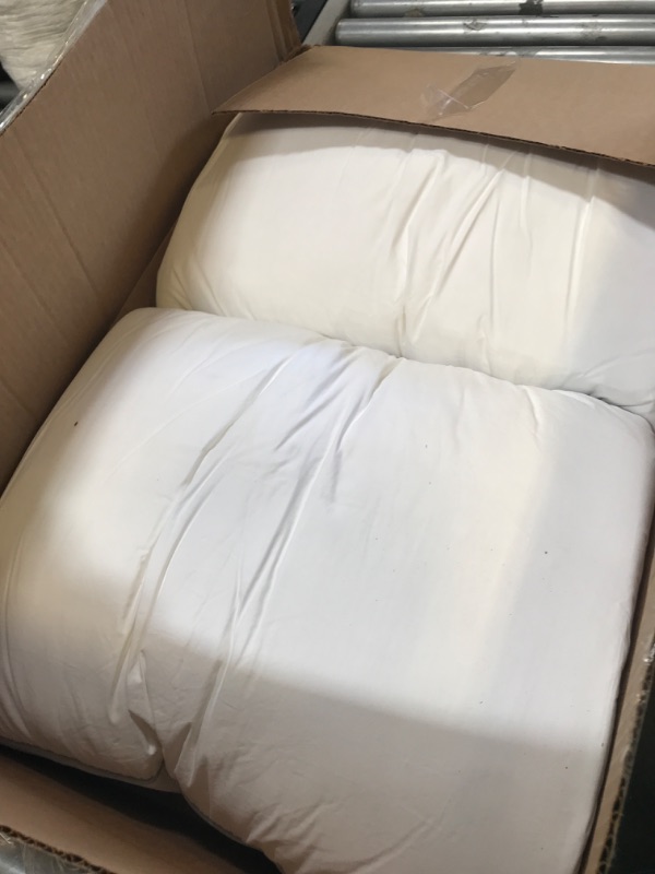 Photo 1 of Yalamila Goose Down Bed Pillows Queen Size Set of 2 (White), Hotel Collection Pillows for Sleeping, Gusseted Pillow for Side, Back, or Stomach Sleepers, 20" x 30"