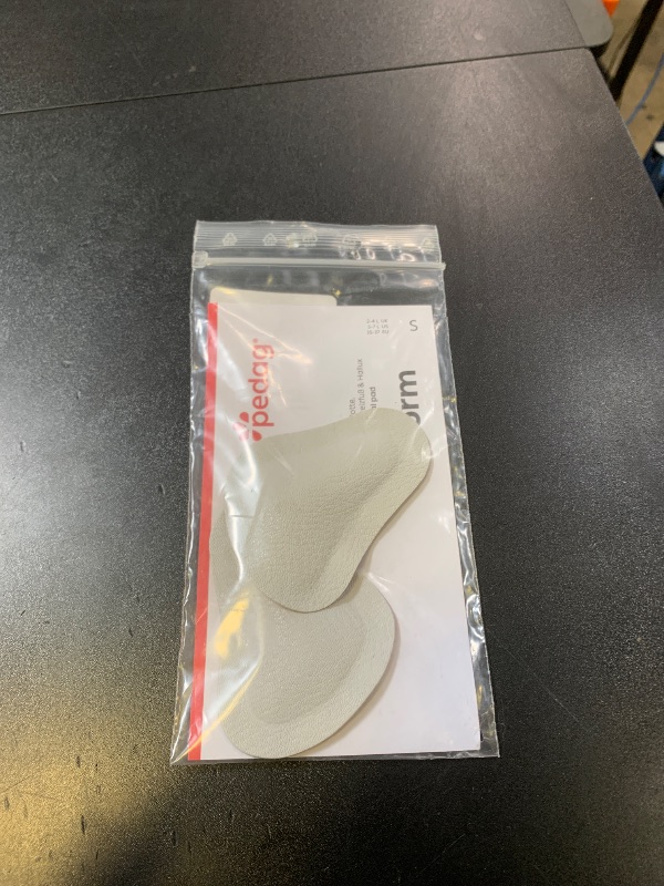 Photo 1 of Pedag Drop | German Made | Metatarsal Pads | Anatomically Correct | Metatarsal Arch Support | Vegetable Tan Leather | Self Adhesive | White | Size Small, Fits EU 35-37 / US Women 5-7 | 1 Pair
