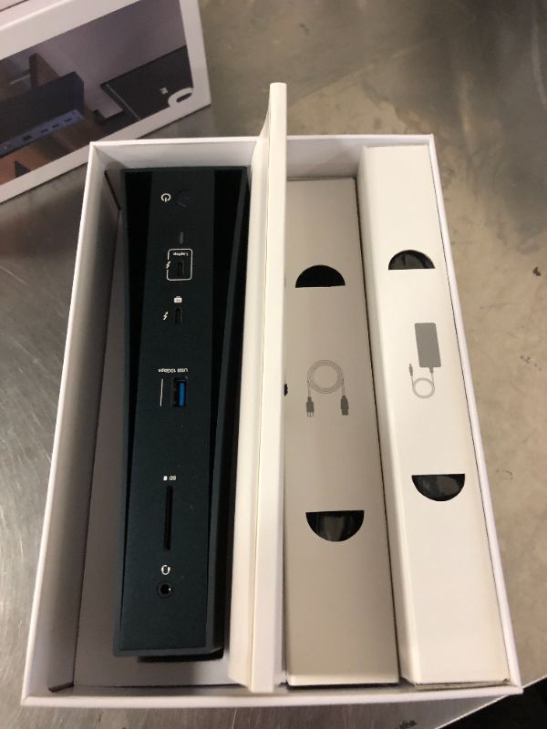 Photo 1 of iVANKY Intel Certified Thunderbolt 5 Dock FusionDock Pro 3 Docking Station with 11-Port 180W Power, Single 8K, Dual 6K@60Hz for MacBook Pro/Max Series, Dual 8K@60Hz for Windows TB5, 120Gbps, 2.5GbE