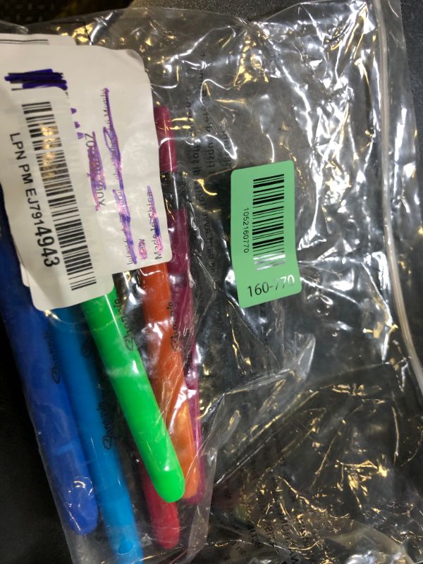 Photo 1 of Sharpie Retractable Highlighters Chisel Tip Highlighter Marker Set Fluorescent Highlighters Classroom Journaling Study Supplies Assorted Colors 8 Count
