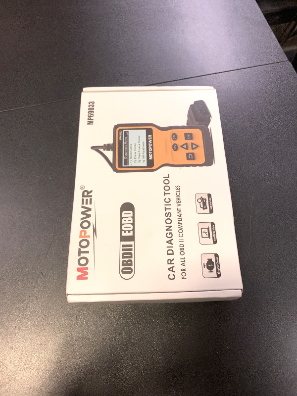 Photo 1 of MOTOPOWER MP69033 Car OBD2 Scanner Code Reader Engine Fault Scanner CAN Diagnostic Scan Tool for All OBD II Protocol Cars Since 1996, Yellow
