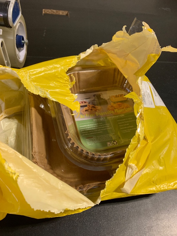 Photo 1 of Air Fryer paper Liners