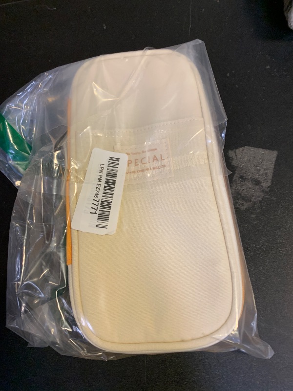Photo 1 of Travel make up bag 