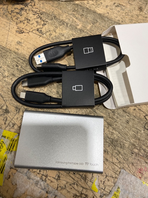 Photo 1 of **packaging shows 4tb inside its 500 GB**SAMSUNG T7 Portable SSD, 4TB External Solid State Drive, Speeds Up to 1,050MB/s, USB 3.2 Gen 2, Reliable Storage for Gaming, Students, Professionals, MU-PC4T0T/AM, Gray