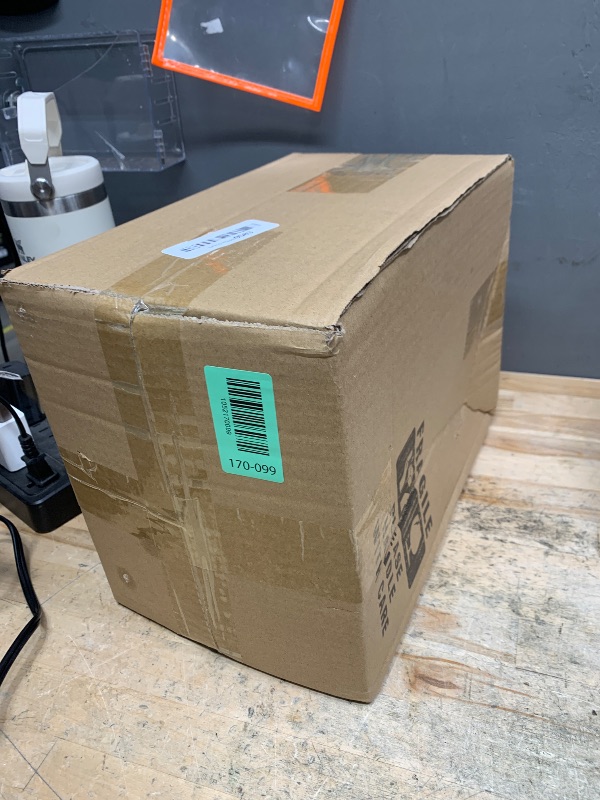 Photo 1 of 1 Gallon thickened Square Glass Pitcher with Lid, Classic Stripes Water Pitchers for Fridge, Borosilicate Glass Carafe for Hot/Cold Brew Drink, Extra Large Jug with Handle for Iced Tea, Coffee, Juice