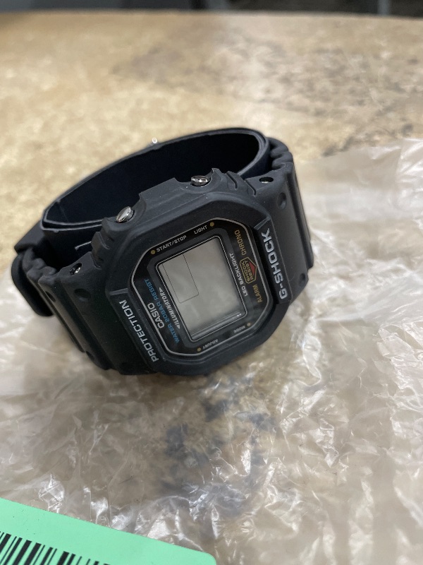 Photo 1 of ****FOR PARTS ONLY / NON-FUNCTIONAL**** G-SHOCK Casio Men Water Resistant Black Resin Sport Watch