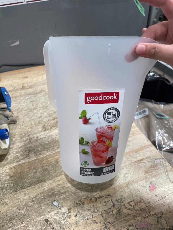 Photo 1 of ** MISSING LID***GoodCook 1 Gallon Pitcher with 4 Way Lid, Made Without BPA, Clear