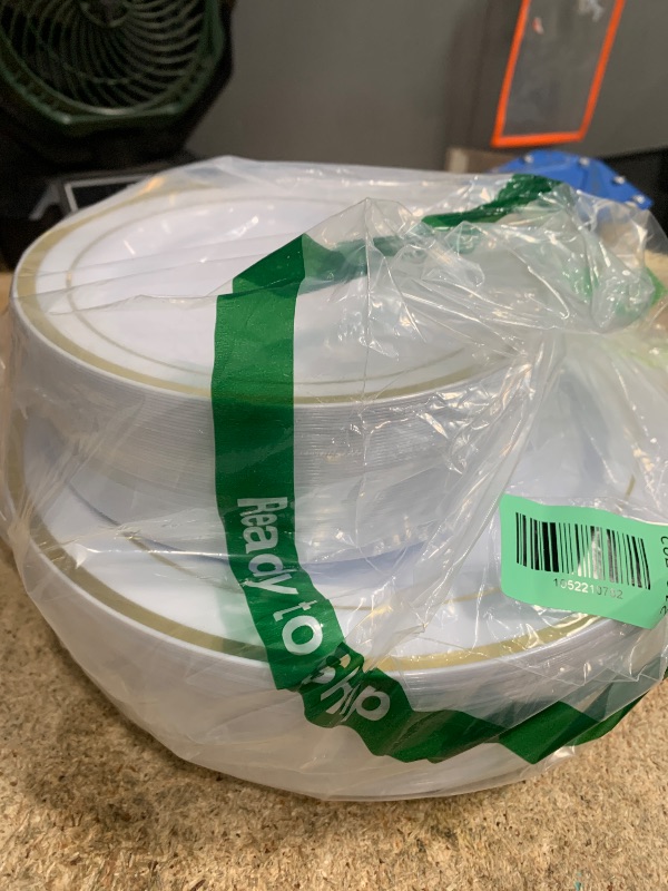 Photo 1 of **Missing small plats** Goodluck 200PCS Gold Plastic Plates, Heavy Duty Disposable Gold Plates with 100 10.25 inch Dinner Plates and 100 7.5 inch Dessert Plates for Party, Holiday, Wedding, Thanksgiving