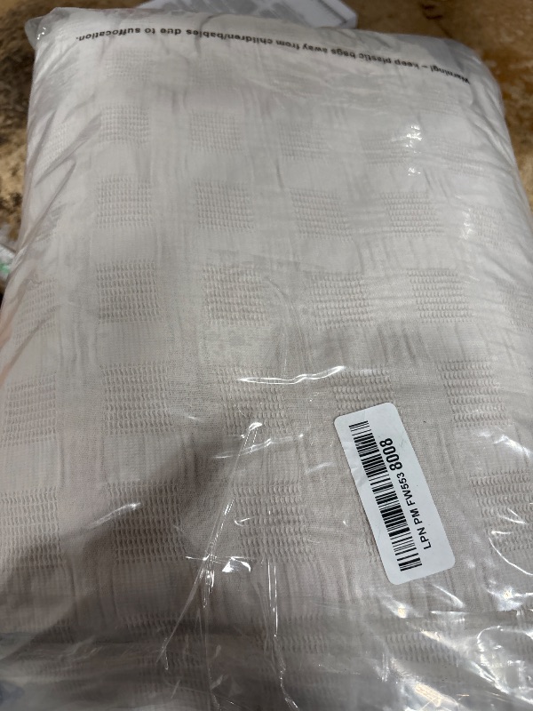 Photo 1 of **STYLE DIFFERS FROM PHOTO*** WENERSI Feather Down Comforter Fiber Cal King Size,Hotel Style Bedding Comforter,750+ Fill Power,1200TC,100% Organic Cotton Fabric,All Season White Duvet Insert with 8 Corner Tabs