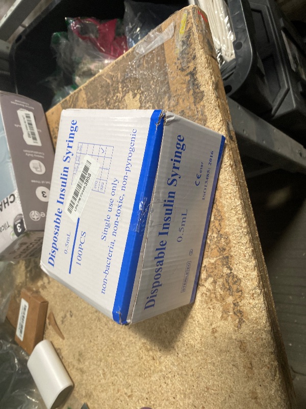 Photo 1 of 0.5ml Syringe with Cap, 31G 1/4" 6mm 1/2cc Syringes, Disposable Individual Package, Pack of 100