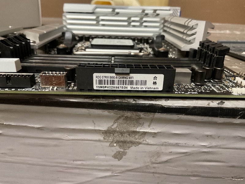 Photo 1 of ASUS ROG Strix B650-A Gaming WiFi AMD B650 AM5 Ryzen™ Desktop 9000 8000 & 7000 ATX motherboard, 12 + 2 power stages, DDR5, 3x M.2 slot, PCIe® 4.0, 2.5G LAN, WiFi 6E, USB 3.2 Gen 2x2 Type-C®, Aura Sync