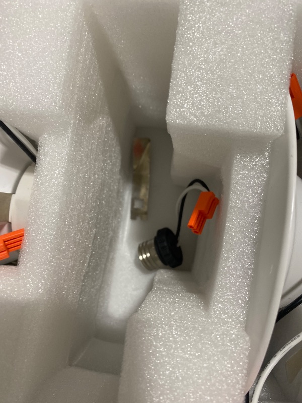 Photo 1 of DO NOT WORK*******Govee Smart Retrofit Recessed Lighting 6 Inch, Wi-Fi Bluetooth Direct Connect RGBWW Retrofit Can Lights, 65 Scene Modes, Works with Alexa & Google Assistant, 1000 Lumens, 6 Pack