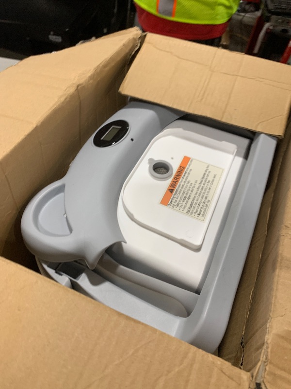 Photo 1 of Baby Seat/Cradle