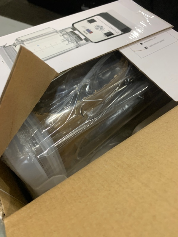 Photo 1 of Aeitto Blender for Kitchen, 68 Oz Large Capacity Professional Countertop Blender, 1500-Watt Smoothie Blender for Ice Crush, Frozen Drinks, Silver