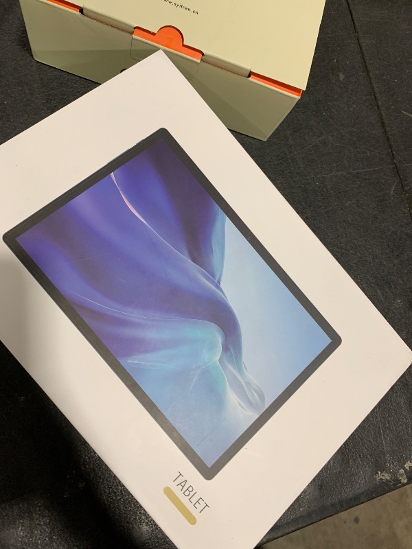 Photo 1 of 2026 Android 15 Tablet, 11 inch Tablet with Keyboard, 24GB+256GB+2TB Expand, Octa-Core, 8000mAh, Gemini AI Tablets PC with 5G/2.4G WiFi, BT5.0, GPS, 2 in 1 Tablets with Case, Mouse, Stylus(Silver)