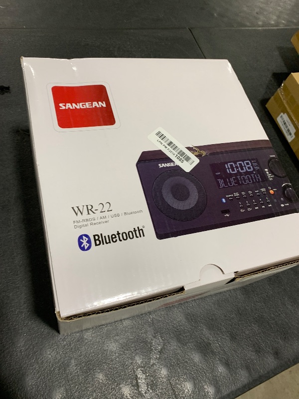 Photo 1 of Sangean WR-22WL AM/FM-RDS/Bluetooth/USB Table-Top Digital Tuning Receiver (Walnut)