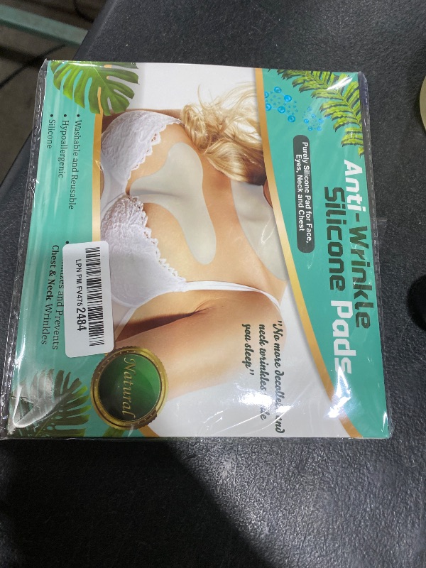 Photo 1 of 10 Pcs Anti Wrinkle Patches for Neck Face Forehead Chest, Overnight Reusable Silicone Wrinkle Patches for Reduce Fine Wrinkles Locks in Skin Moisture Restores Skin Firmness