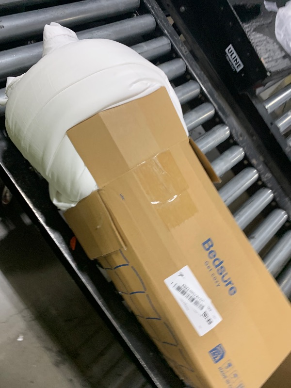 Photo 1 of Bedsure Duvet Insert Twin XL Size - Lightweight Comforter, Quilted Cooling Duvet Insert, Down Alternative Summer Comforter with 8 Tabs, College Dorm Essentials, Machine Washable, 68x92 inches