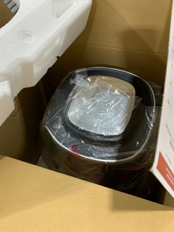 Photo 1 of Ninja AF161 Max XL Air Fryer that Cooks, Crisps, Roasts, Bakes, Reheats and Dehydrates, with 5.5 Quart Capacity, and a High Gloss Finish, Grey