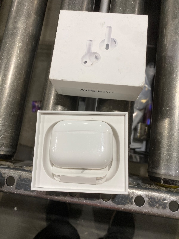 Photo 1 of Apple AirPods Pro 3 Wireless Earbuds, Active Noise Cancellation, Live Translation, Heart Rate Sensing,Hearing Aid Feature,Bluetooth Headphones,Spatial Audio, High-Fidelity Sound, USB-C Charging, White