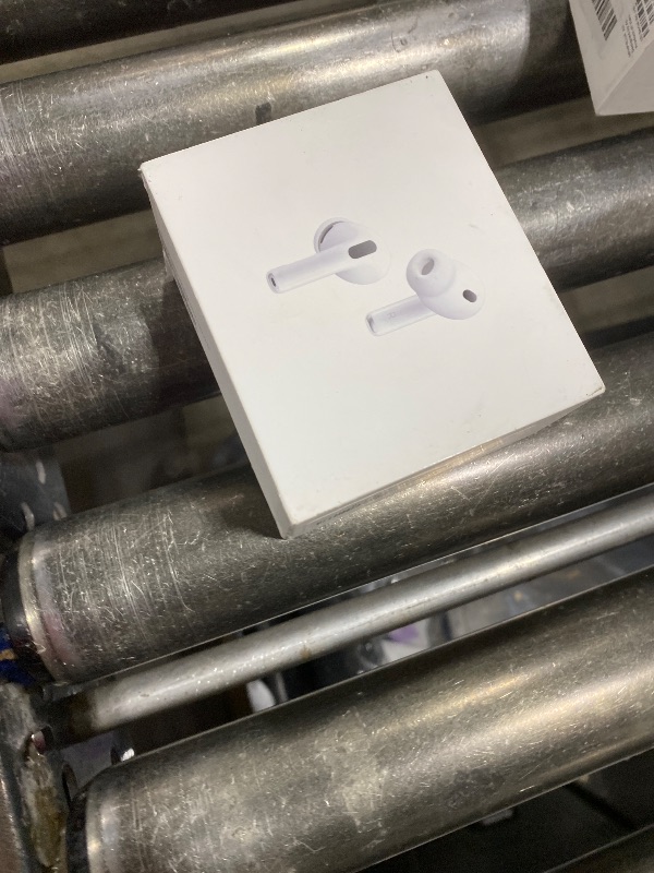 Photo 1 of Apple AirPods Pro 3 Wireless Earbuds, Active Noise Cancellation, Live Translation, Heart Rate Sensing,Hearing Aid Feature,Bluetooth Headphones,Spatial Audio, High-Fidelity Sound, USB-C Charging, White