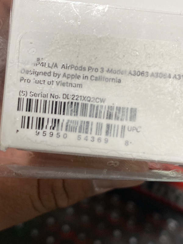 Photo 1 of Apple AirPods Pro 3 Wireless Earbuds, Active Noise Cancellation, Live Translation, Heart Rate Sensing,Hearing Aid Feature,Bluetooth Headphones,Spatial Audio, High-Fidelity Sound, USB-C Charging, White