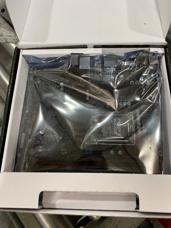 Photo 1 of GIGABYTE B760M DS3H AX DDR4 Intel LGA 1700 mATX Motherboard, Support Intel Core 14th/13th/12th Gen, DDR4, 6+2+1 Power Phase, 2X M.2, PCIe 4.0, USB-C, WIFI6E, 2.5GbE LAN, Q-Flash Plus, PCIe EZ-Latch