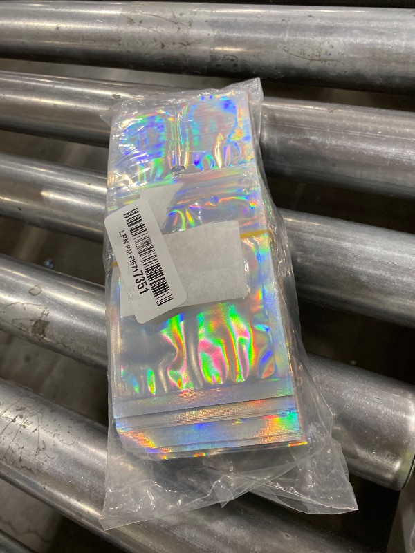 Photo 1 of Lzerking 32ct 35pt Magnetic Card Holder - One Touch Card Storage for Trading Cards, Sports & Baseball Cards | Durable & Crystal Clear Protection