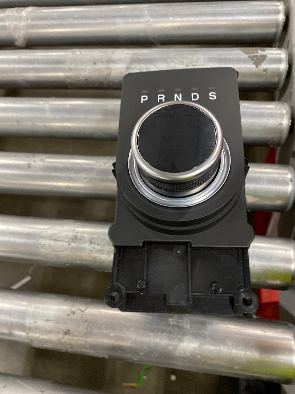 Photo 1 of Gear Shift Module, Transfer Control Shifter Panel for XE X760 XF X260 F Pace X761, T2H34570 Gear Shift Module Panel, Smooth Shifting Gear Shift Control Module, Easy Installation