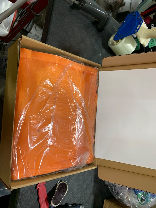 Photo 1 of 1 Pack Propane Tank Heater Blanket Gas Cylinder Tank Heater with Thermostat Controller Adjustment 41-122 °F and Timer Function, Propane Buckets Warmer Blanket Fit for 5-40LB Tanks