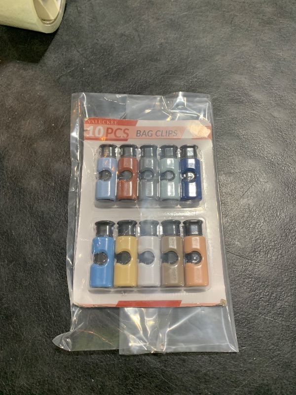 Photo 1 of 10 Pack Squeeze and Lock Bread Bag Clips, Bread Clips Resuable, Bag Clip for Food Storage, Sturdy Bread Cilp, Heavy Plastic, Handy Bags Cinch, Easy to Use with Bags Closures, 10 Colors