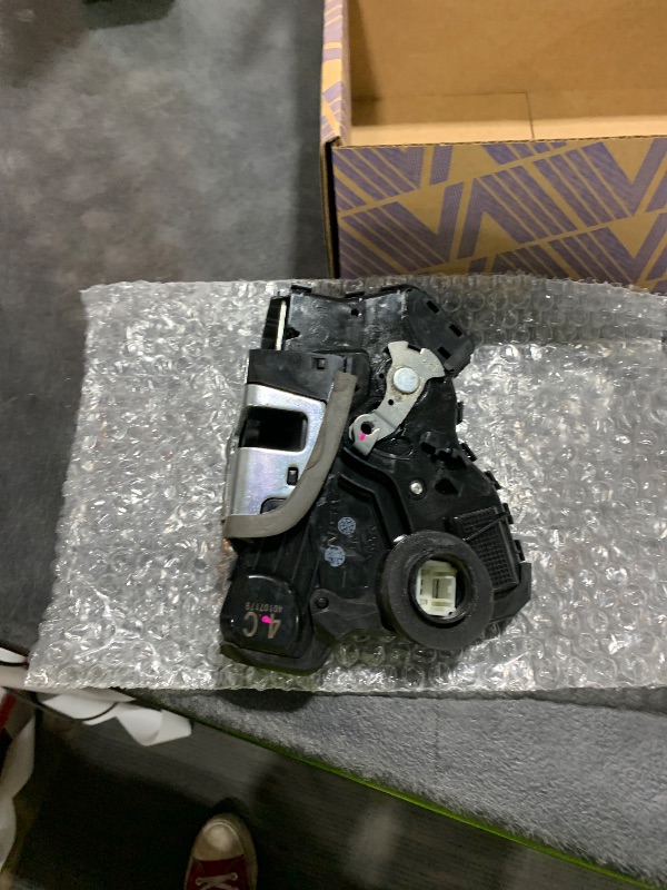 Photo 1 of AISIN DLT-008 Door Lock/Latch Actuator Assembly - Compatible with Select Lexus ES, GS, GX, IS, LS, RX Scion Toyota 4Runner, Camry, Corolla, Highlander, RAV4, Sequoia, Sienna, Tundra +More Fr. Right