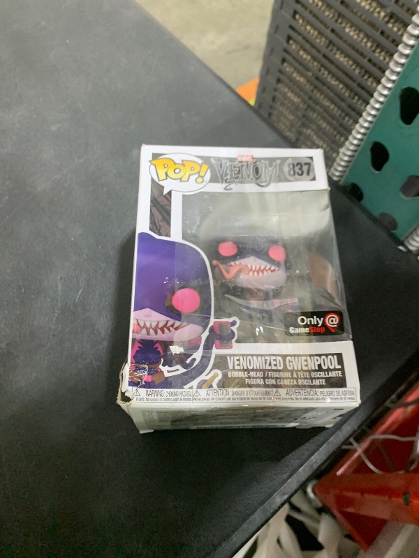 Photo 1 of Funko POP! Venom #837 - Venomized Gwenpool Exclusive