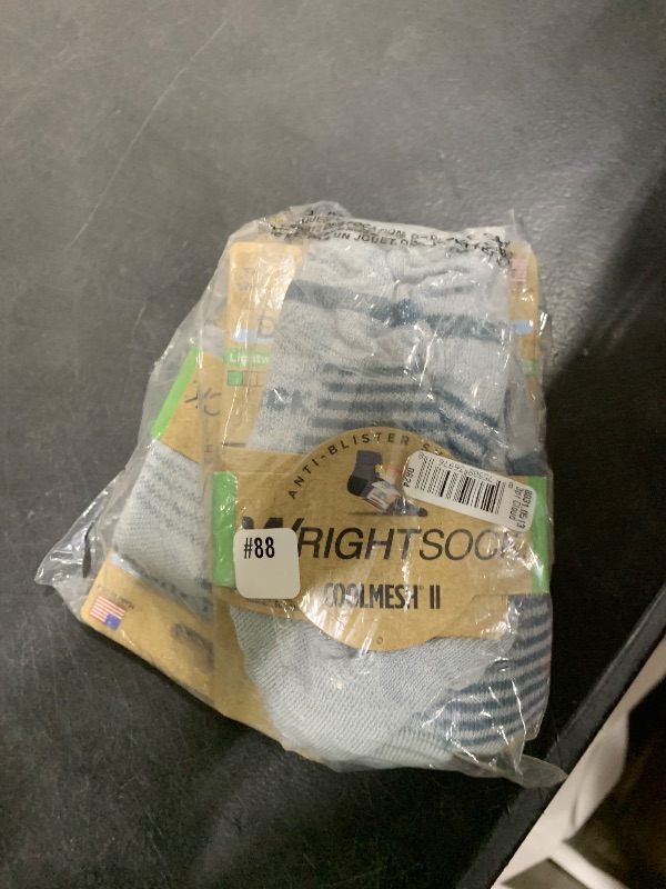 Photo 1 of ******MISSING PARTS*****
Wrightsock CoolMesh II Tab Running Socks for Men and Women – Eco-Friendly and Anti Blister Socks with our Patented Double Layer Design - American Made, No Blisters Guaranteed