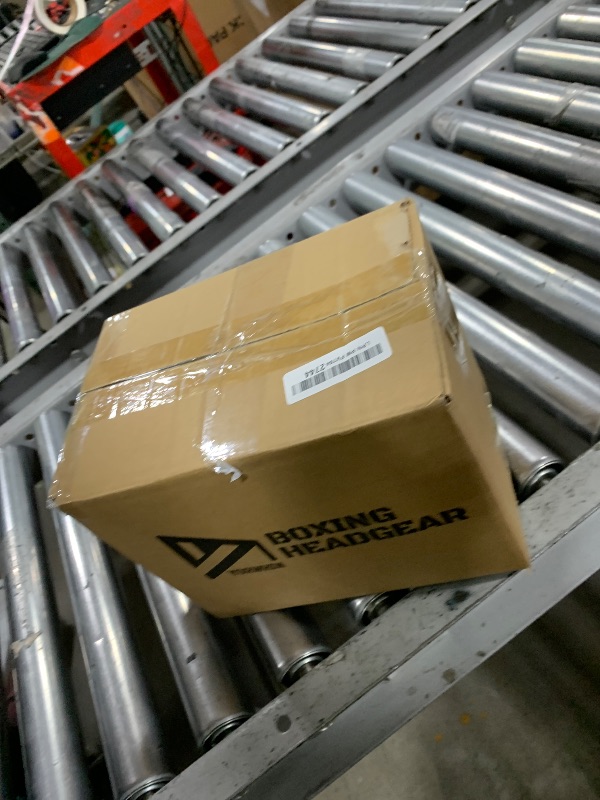 Photo 1 of ??????? Youth Kids Boxing Headgear, MMA Training Sparring Safety Head Guard, Boxing Head Gear Helmet for Training Kickboxing Sparring Karate Taekwondo Muay Thai