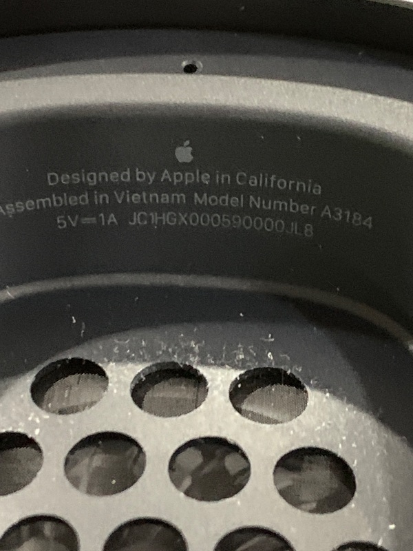 Photo 1 of Apple AirPods Max Wireless Over-Ear Headphones, Pro-Level Active Noise Cancellation, Transparency Mode, Personalized Spatial Audio, USB-C Charging, Bluetooth Headphones for iPhone - Midnight