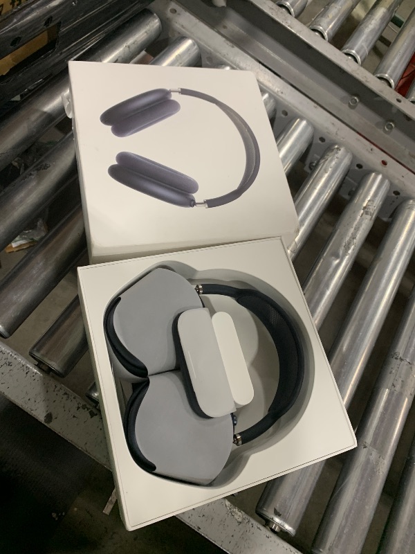 Photo 1 of Apple AirPods Max Wireless Over-Ear Headphones, Pro-Level Active Noise Cancellation, Transparency Mode, Personalized Spatial Audio, USB-C Charging, Bluetooth Headphones for iPhone - Midnight